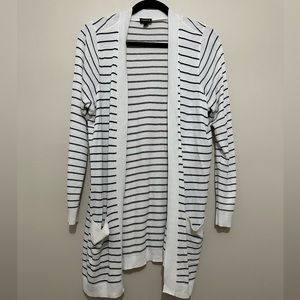 Torrid Knit Cardigan- Black & White Stripped - EUC - Size 2